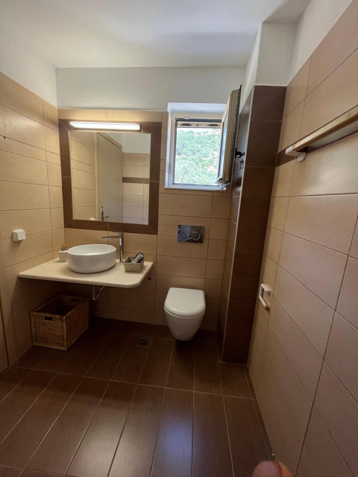 Vegera Holiday Homes Плакіас Екстер'єр фото