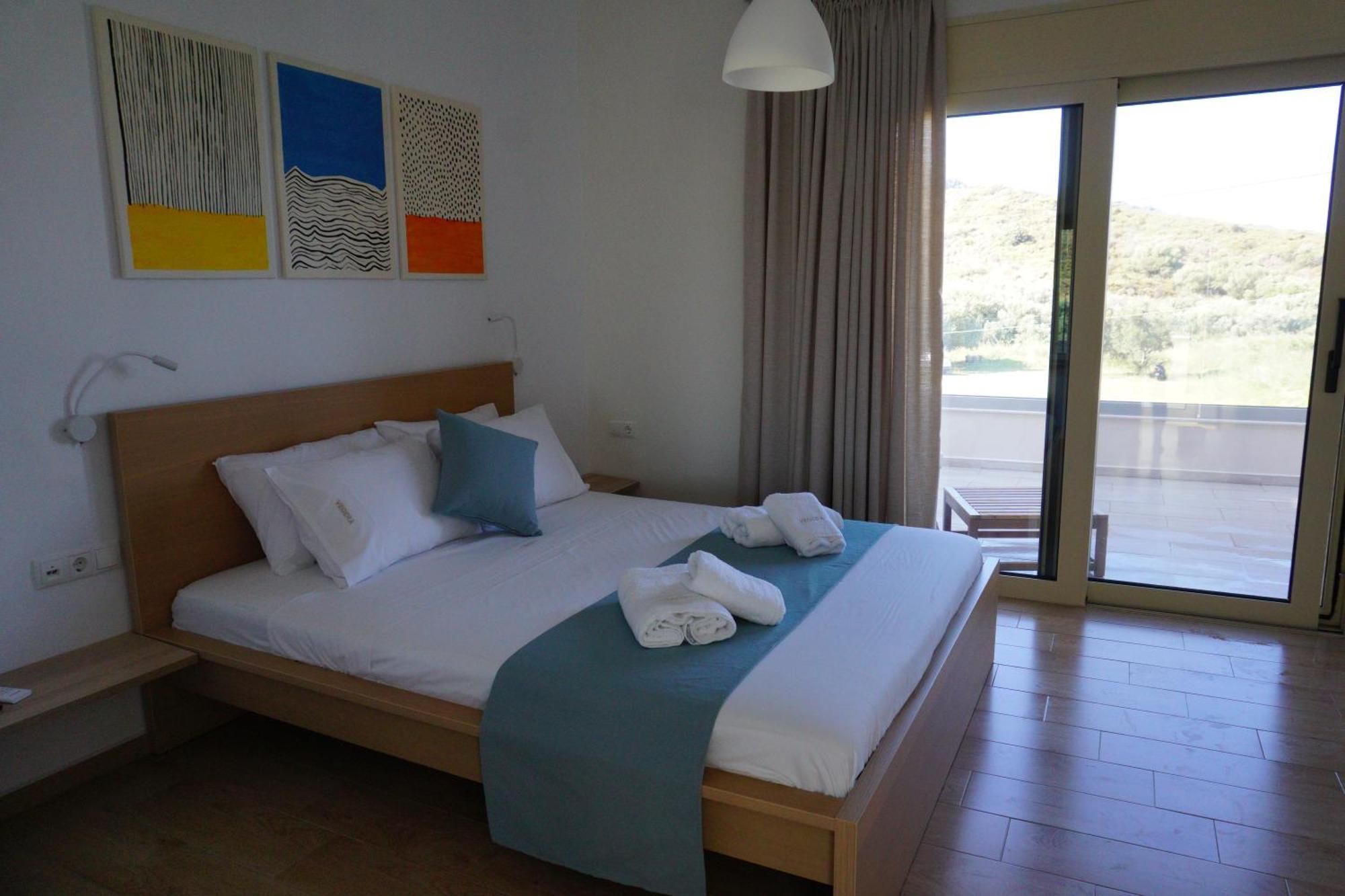 Vegera Holiday Homes Плакіас Екстер'єр фото
